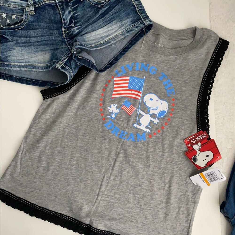 Peanuts Gray and Blue Tank Top with Snoopy Design